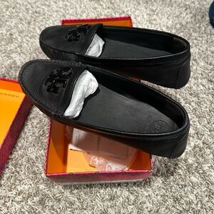 Tory Burch Black Leather women’s  Loafers
